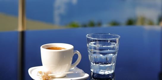 Το λάθος που κάνουμε και δεν καταλαβαίνουμε τη γεύση του καφέ