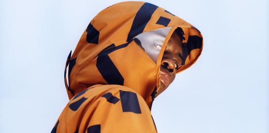 Το πολύχρωμο σύμπαν του οίκου Kenzo στην πιο σπορ εκδοχή του