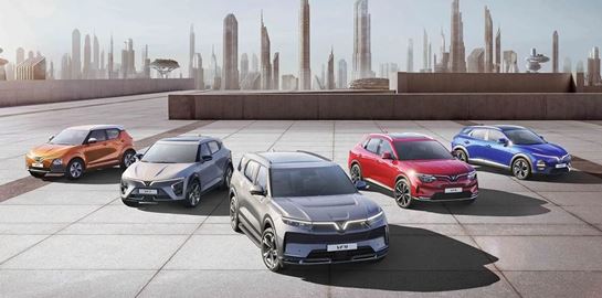 Vinfast: Πώς από τα noodle bars έφτασε στα ηλεκτρικά αυτοκίνητα