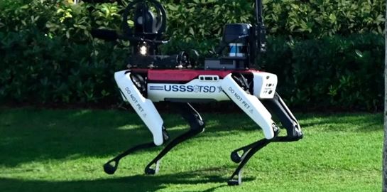 Αυτά είναι τα ρομποτικά σκυλιά που προστατεύουν την έπαυλη του Donald Trump