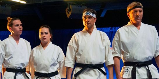 Οι 10 σειρές που βλέπουν όλοι τώρα στο Netflix