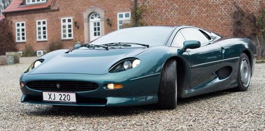 10 ρετρό αυτοκίνητα με αναδιπλούμενα φώτα