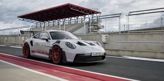 Τι κοινό έχει η Porsche 911 GT3 RS με τη Formula 1;
