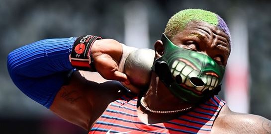 Η ξεχωριστή Raven Saunders