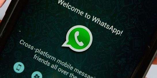To WhatsApp αλλάζει για να αντιμετωπίσει τα fake news