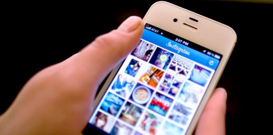 Facebook και Instagram ρίχνουν την ποιότητα λόγω κορονοϊού