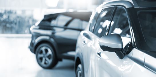 Ο κόσμος ξοδεύει περισσότερα χρήματα από ποτέ σε καινούργια αυτοκίνητα