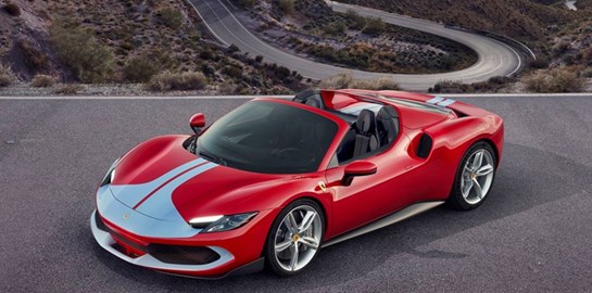 Η εξωφρενική νέα Ferrari 296 GTS