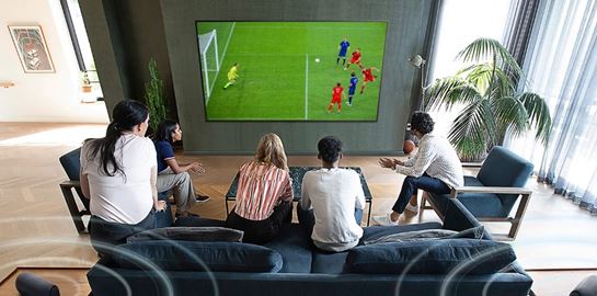 Η τηλεόραση που θα σε κάνει να νιώσεις πως βρίσκεσαι στο γήπεδο