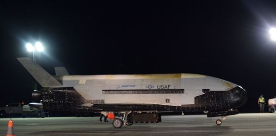 Μυστικό αμερικανικό διαστημικό σκάφος τράβηξε μια απίστευτη φωτογραφία της Γης