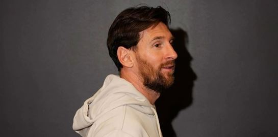 Πόσο κοστίζουν τα sneakers που φορούσε ο Lionel Messi στο Super Bowl