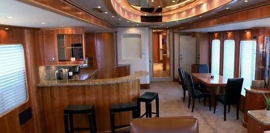 Το τροχόσπιτο του DiCaprio μοιάζει με διαμέρισμα