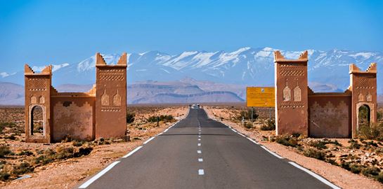 Στις εξωτικές πόλεις, τις ερήμους και τα βουνά του Μαρόκου