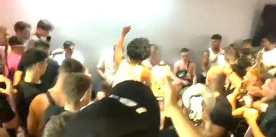 Διαγωνισμός στοματικού σεξ στη Ζάκυνθο - Σάλος με το βίντεο που διέρρευσε