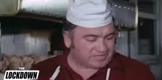 Το επικό βίντεο της Φίνος Φιλμ για την εστίαση που άνοιξε ξανά