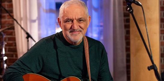 Ο Νίκος Πορτοκάλογλου είναι ίδιος ο πατέρας του