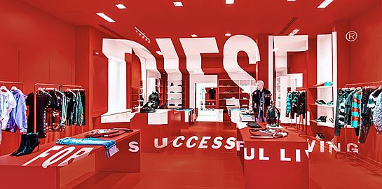 Το νέο, τολμηρό pop-up store concept της Diesel