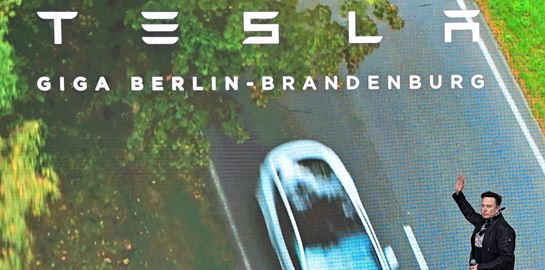 Ένα μεγάλο ερώτημα για την Tesla