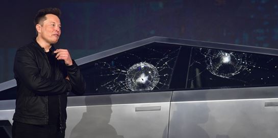 Πανωλεθρία για τον Musk, ανακλήθηκαν όλα τα Tesla Cybertruck