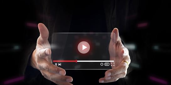 Το Facebook αντιγράφει το TikTok και το TikTok το YouTube, τι γίνεται;