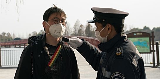 Ένας Ισπανός που ζει στην Κίνα περιγράφει το άμεσο μέλλον μας