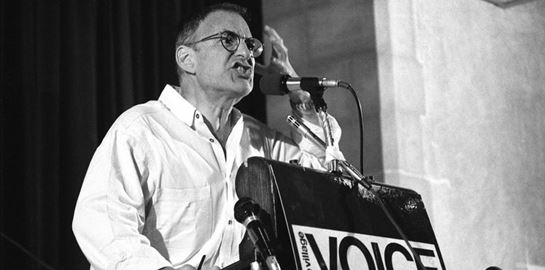 Ο Larry Kramer δεν είχε χρόνο για πολιτισμένες συζητήσεις