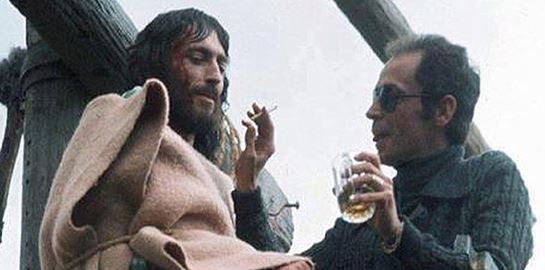 "Ο Ιησούς από τη Ναζαρέτ": Η ιστορία πίσω από τη σκηνή του Σταυρού