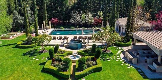 10 εκατ. δολάρια για την έπαυλη του Stephen Curry