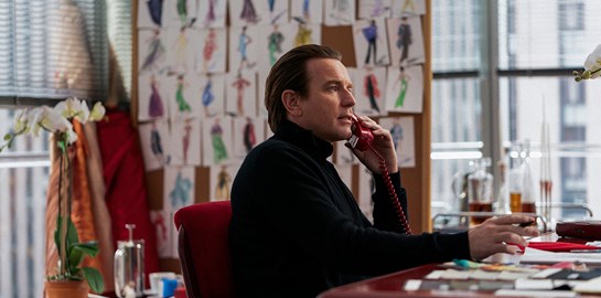 Halston: Η ιστορία του μεγαλύτερου (ίσως) Αμερικανού σχεδιαστή