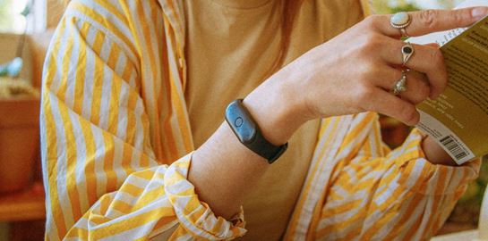 Υπάρχει ένα AI gadget που ηχογραφεί ολόκληρη την καθημερινότητά σου