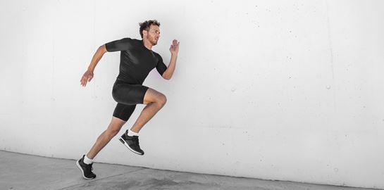 H προπόνηση HIIT είναι ιδανική για τις γιορτές. Αλλά γιατί;