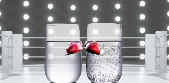 'Μεταλλικό ή Ανθρακούχο'; Το ευαίσθητο θέμα του νερού στα εστιατόρια