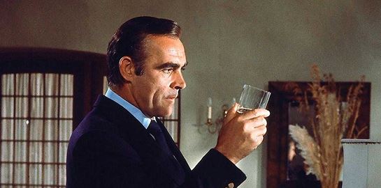 Όταν ο James Bond έπινε ουίσκι