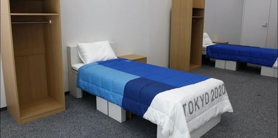 Οι αθλητές δοκίμασαν την αντοχή χάρτινων κρεβατιών τους στους Ολυμπιακούς Αγώνες και ιδού τα αποτελέσματα