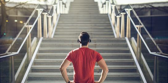 Πανίσχυρα πόδια σε χρόνο dt, σκαλί σκαλί