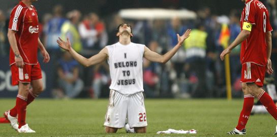 Το άγιο ποδόσφαιρο του Kaká