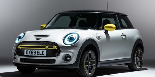 Η αψεγάδιαστη αισθητική του νέου ηλεκτρικού Mini Cooper