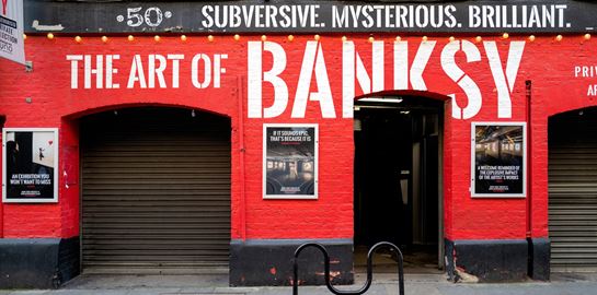 Και οι συλλήψεις για κλοπή έργων τέχνης του Banksy, δε σταματούν