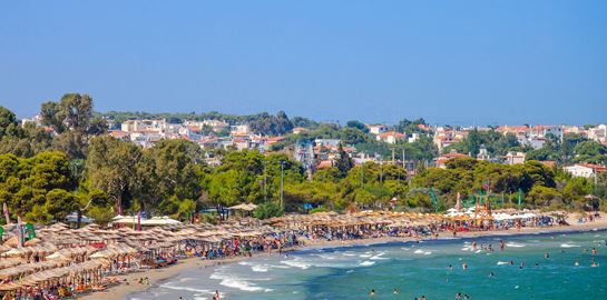 Οι αυστηρώς ακατάλληλες παραλίες της Αττικής