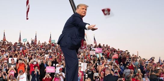 Ο Donald Trump βιάζεται να πανηγυρίσει και δίνει ραντεβού στο Ανώτατο Δικαστήριο