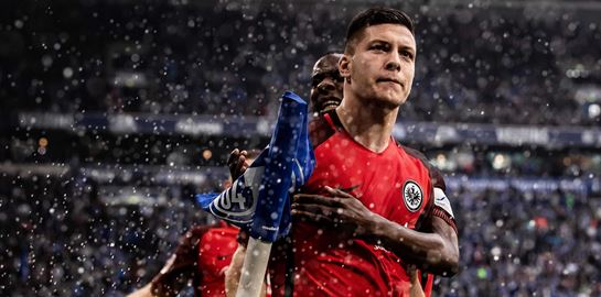 Ο Luka Jovic είναι πολεμική μηχανή