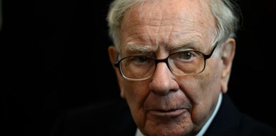 Ένα μάθημα ηθικής πλουτοκρατίας από τον Warren Buffett