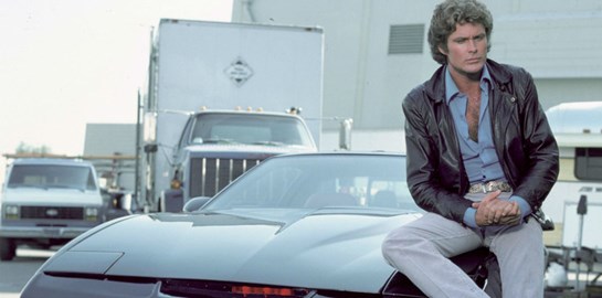 Ο David Hasselhoff βγάζει στο σφυρί τον K.I.T.T.