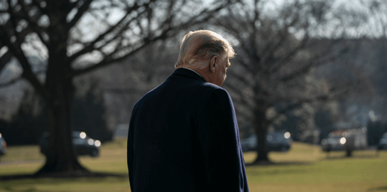 Η τελευταία κίνηση του Donald Trump, πριν αφήσει το οβάλ γραφείο