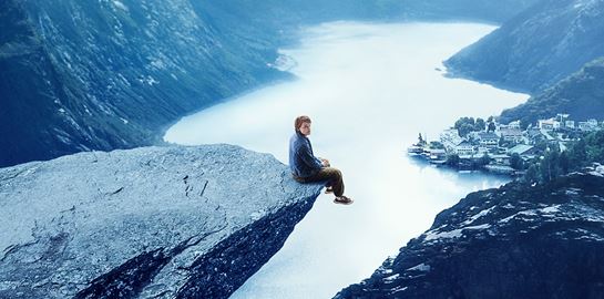 Ragnarok: Όταν η Greta Thunberg συνάντησε τον Thor