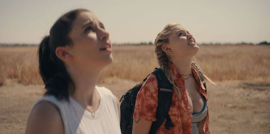 Αυτή η ταινία προσφέρει μια απίστευτα τρομακτική ανατροπή