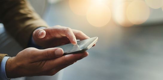 VibeAbroad, μία πλατφόρμα που ενώνει ταξιδιώτες και τοπικούς πολιτισμούς