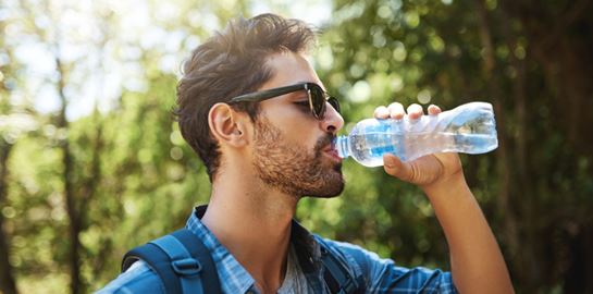 Τι θα συμβεί στο σώμα σου αν σταματήσεις να πίνεις νερό