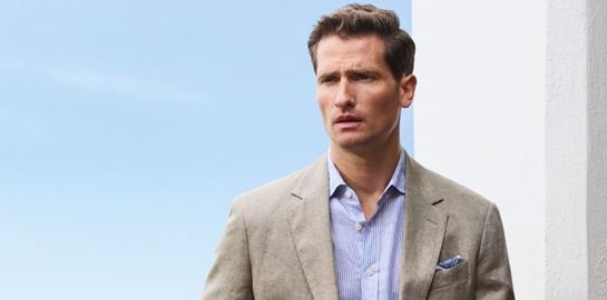 Παράδοση και νεωτερικότητα στη νέα καμπάνια της Hackett London για τη σεζόν Άνοιξη/Καλοκαίρι 2025