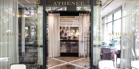 Το γλυκά του Σπύρου Πεδιαδιτάκη στο Athénée, τις Κυριακές